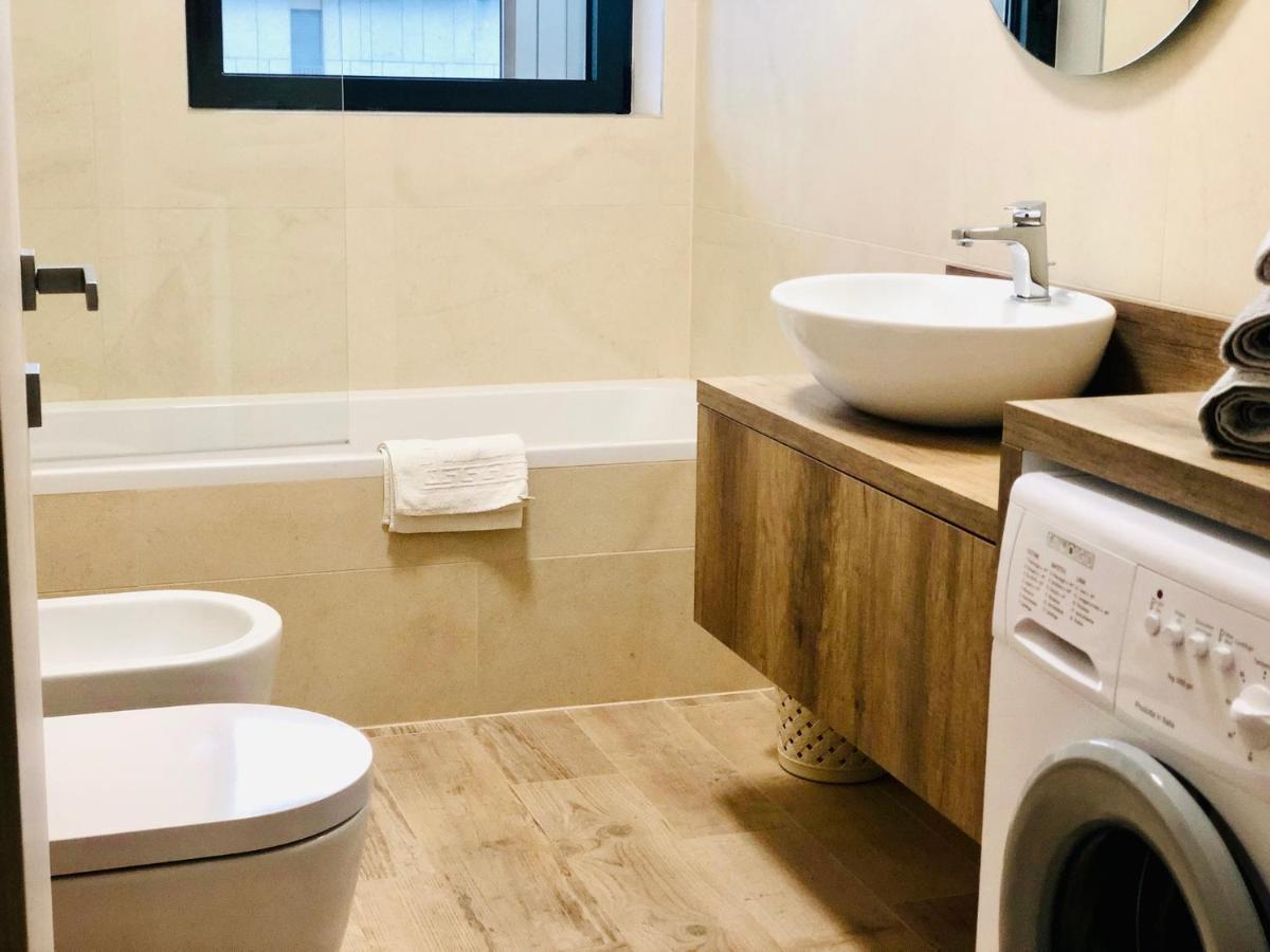 Apartament Loft With Terrace In Uptown Milan Near Rho Fiera Pero Zewnętrze zdjęcie