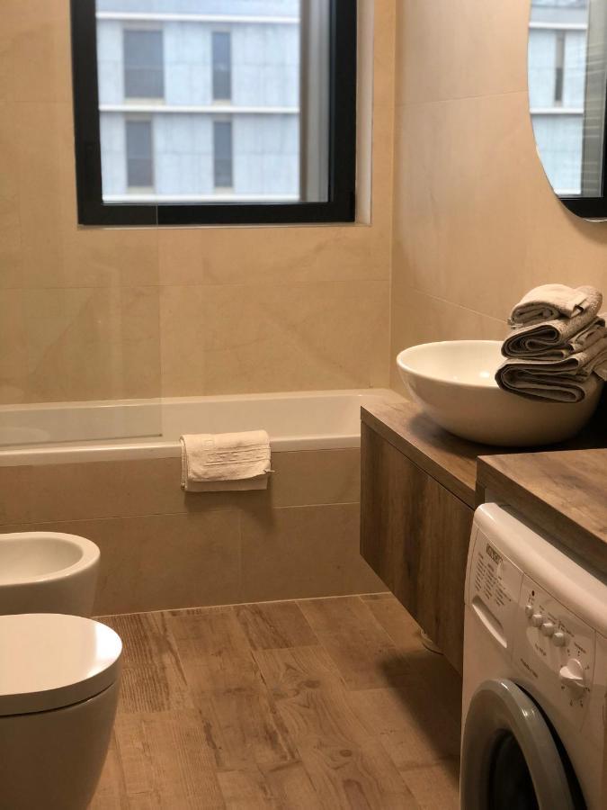 Apartament Loft With Terrace In Uptown Milan Near Rho Fiera Pero Zewnętrze zdjęcie